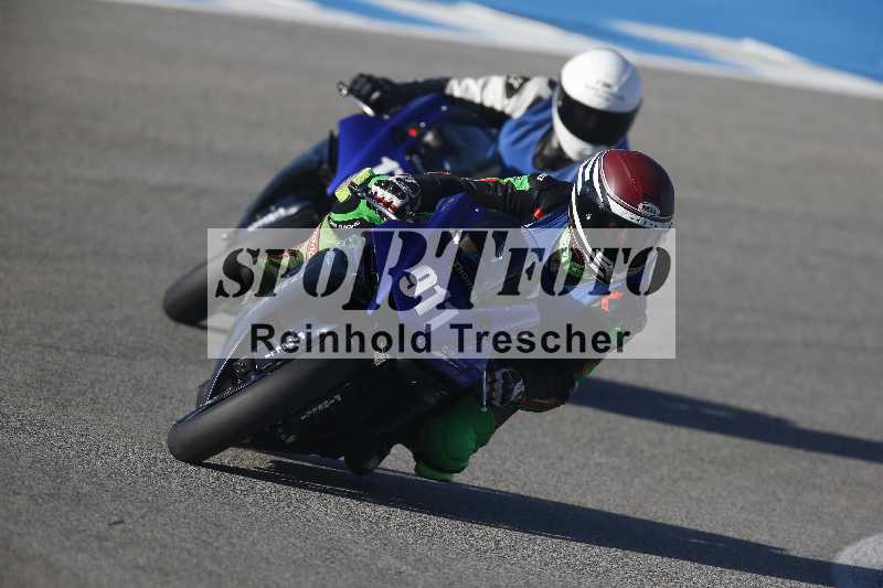 /Archiv-2024/01 26.-28.01.2024 Moto Center Thun Jerez/Gruppe rot-red/911